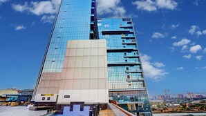 Sınıflandırılmamış resim, 28 üzerinden 3, düğme