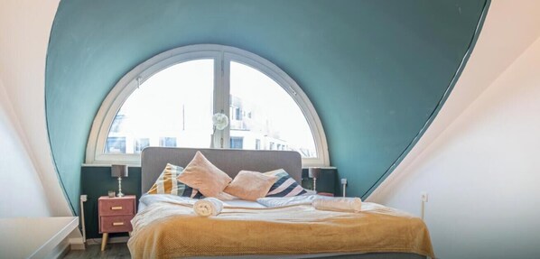 1 bedroom, WiFi, bed sheets