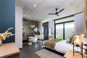 2 bedrooms, iron/ironing board, internet, bed sheets - 28 Shades Myoli Beach - Elegant Coastal Escape *Casita No 1 (Sedgefield)