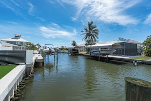 Marina - ☀️Private Pool | Pet Friendly | Curlew Beach Cottage☀️ (Fort Myers Beach)