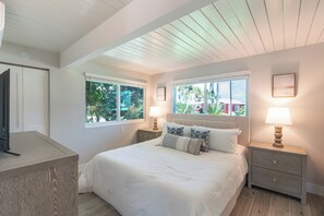 4 bedrooms, internet, bed sheets