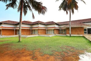 House | Exterior - Super Townhouse Island Inn (Kanayannur)