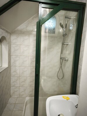 Hair dryer, towels, toilet paper