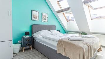 1 bedroom, WiFi, bed sheets