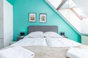 1 bedroom, WiFi, bed sheets