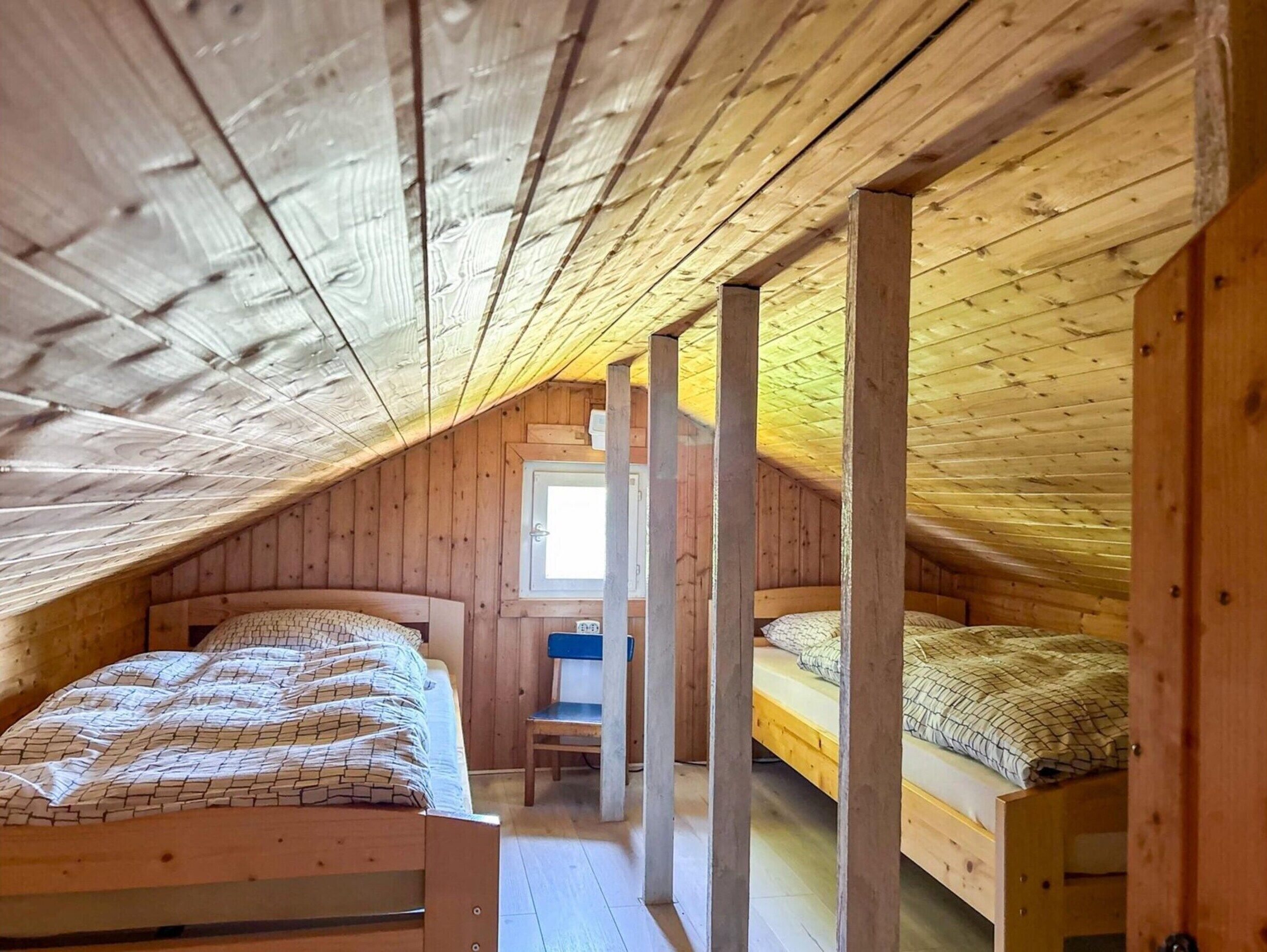 Casa | 2 quartos, individualmente mobiliados, roupa de cama