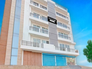 House | Exterior