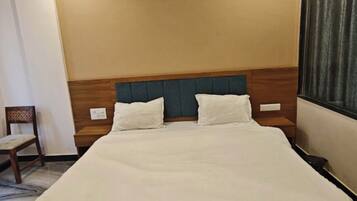 Deluxe Double Room | Free WiFi