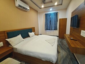 Habitación Deluxe doble | Wifi gratis y ropa de cama