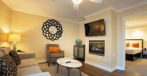 TV, fireplace, ping pong