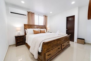 3 bedrooms, in-room safe, iron/ironing board, free WiFi