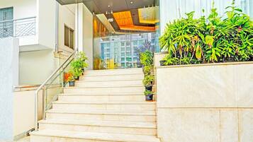 House | Reception