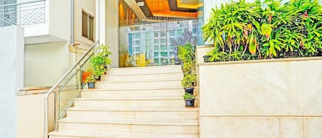 House | Reception