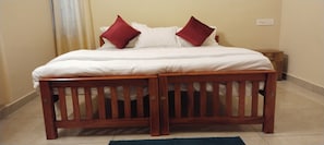 4 bedrooms, WiFi