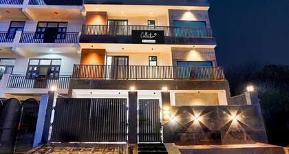 Collection O Sector 143b Noida