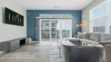 Télévision, espaces bureaux