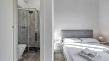 1 camera, accesso a Internet, lenzuola