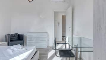 1 camera, Wi-Fi, lenzuola