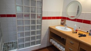 Towels, soap, toilet paper