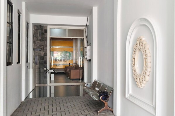 Front of property - TwoSpaces Living at Nabila Semampir Homestay (Sidoarjo)