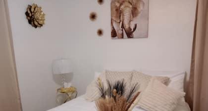 Nice 3 bedroom house with AC. In Charming Mobile Al.