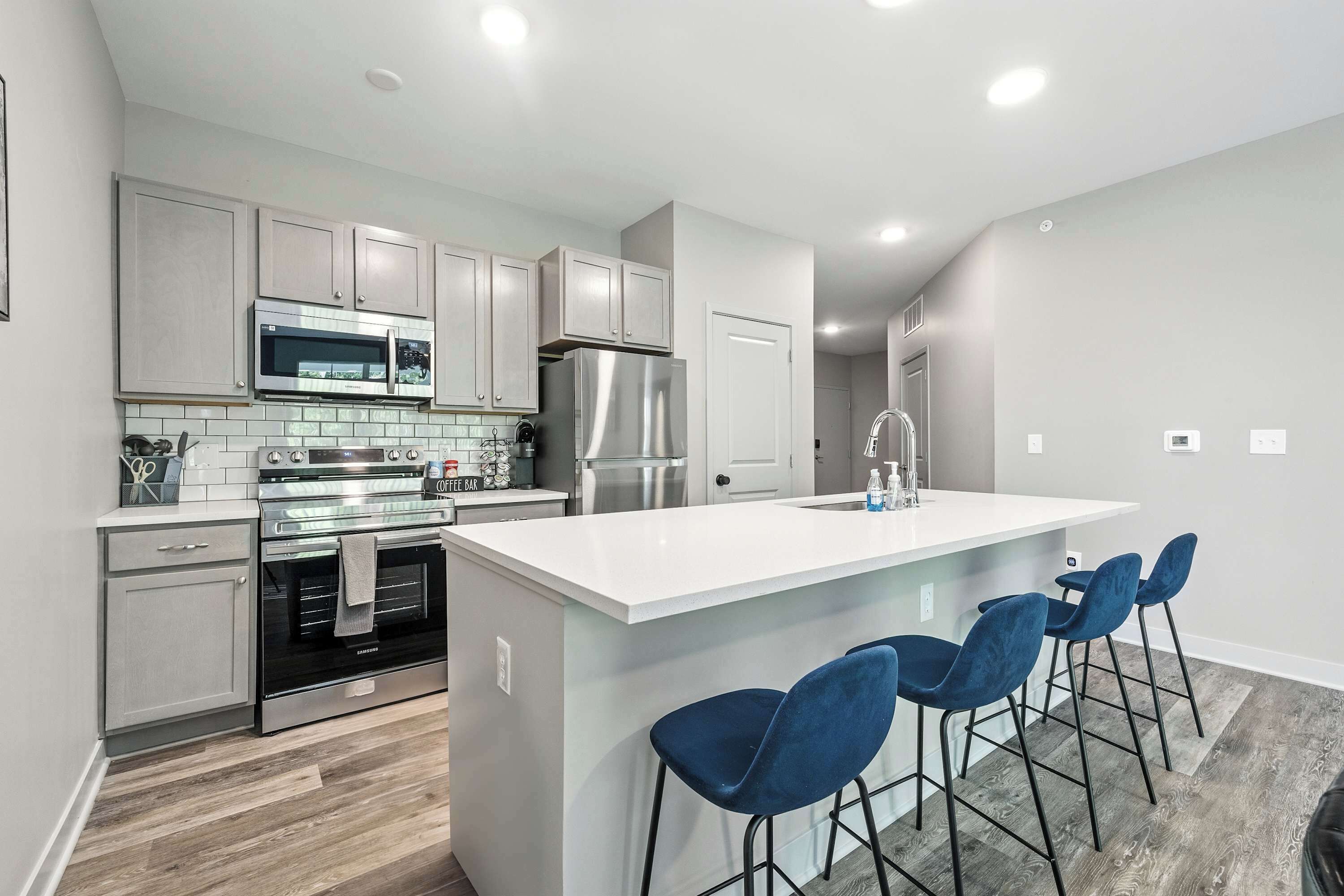 Fridge, microwave, oven, dishwasher