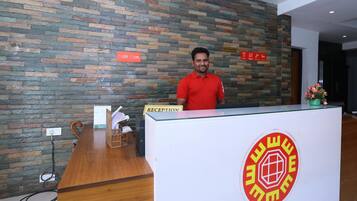 House | Meja sambut tetamu