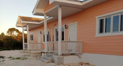 Charming unit 2 ----- 2 bedroom apartment in cool Rock Sound with AC