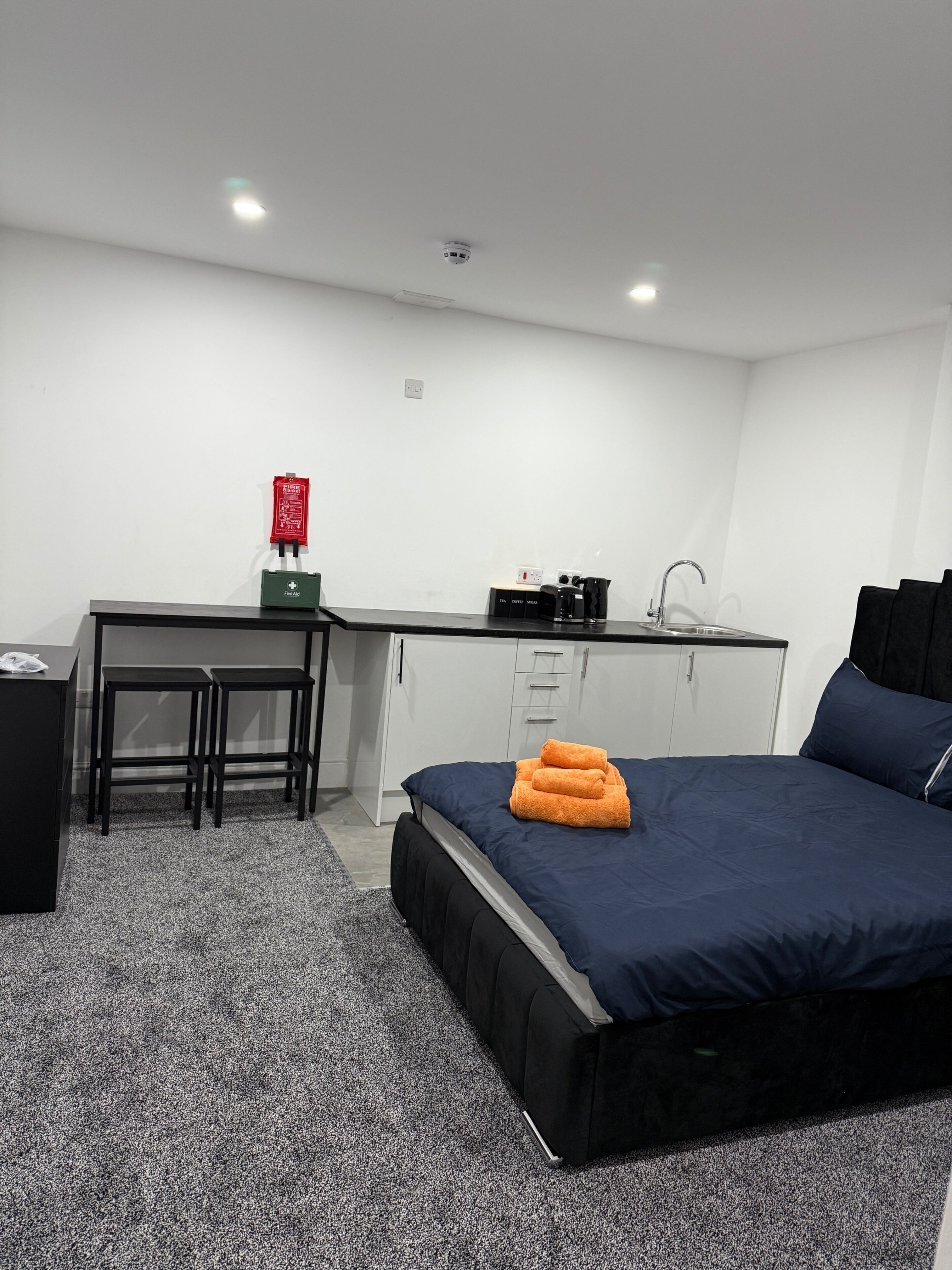 1 bedroom, free WiFi, bed sheets