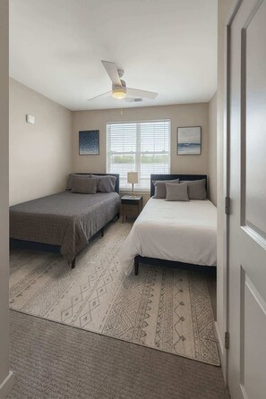 Iron/ironing board, travel cot, WiFi