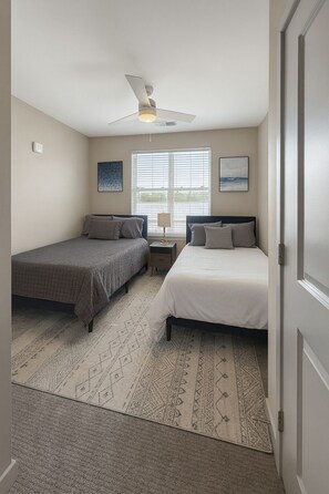 2 bedrooms, iron/ironing board, WiFi, bed sheets