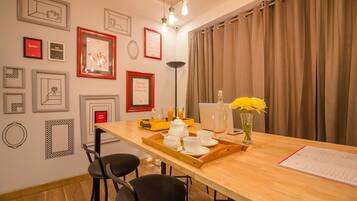 House | Dining