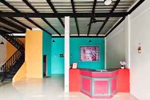 Reception - TwoSpaces Living at Bypass Homestay, Mojokerto (Mojokerto)