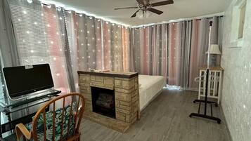 3 makuuhuonetta, silitysrauta/-lauta, Wi-Fi, vuodevaatteet