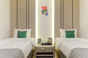 スタンダード ツインルーム | WiFi (無料)