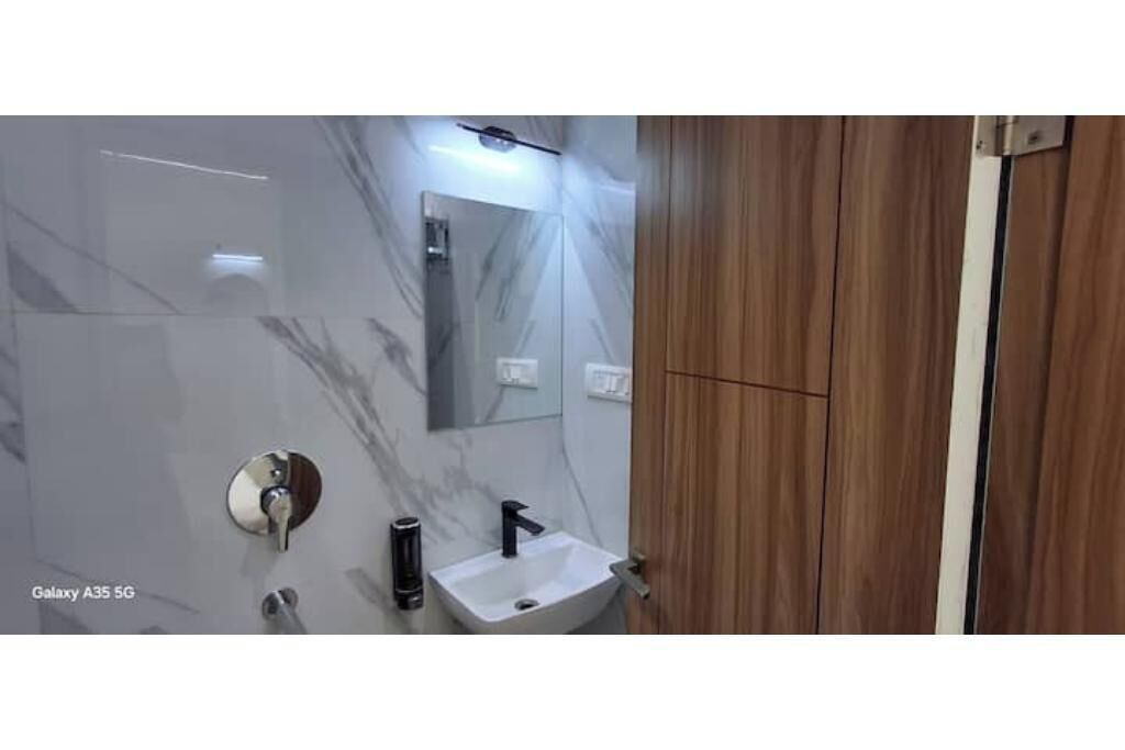 Gratis toiletartikelen, handdoeken, toiletpapier