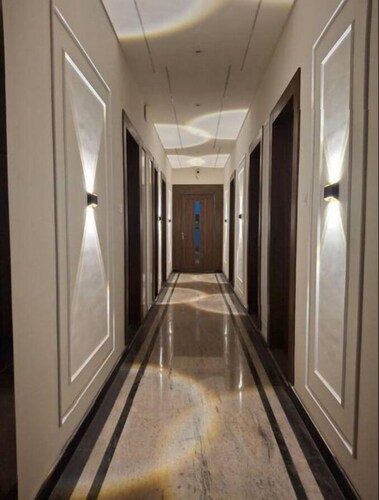 Raghav Vilas ~ Near Kashi Vishwanath Temple