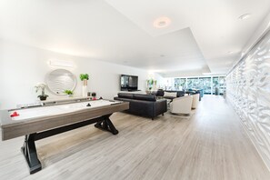Game room - Boca Waterfront • Watch the Boats • Pool & Gym (Boca Raton)