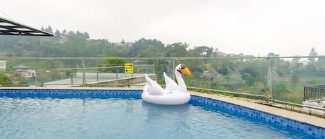 Piscine extérieure