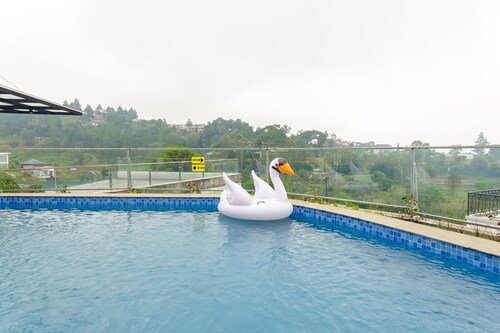 Calma Resort Megamendung