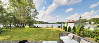 Cozy Ski/Lakefront Retreat