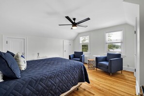 3 chambres, fer et planche à repasser, Wi-Fi, draps fournis