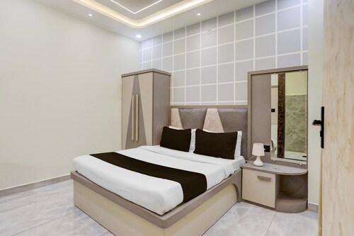 Hotel O Maharshi Valmiki International Airport