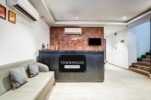 House | Reception