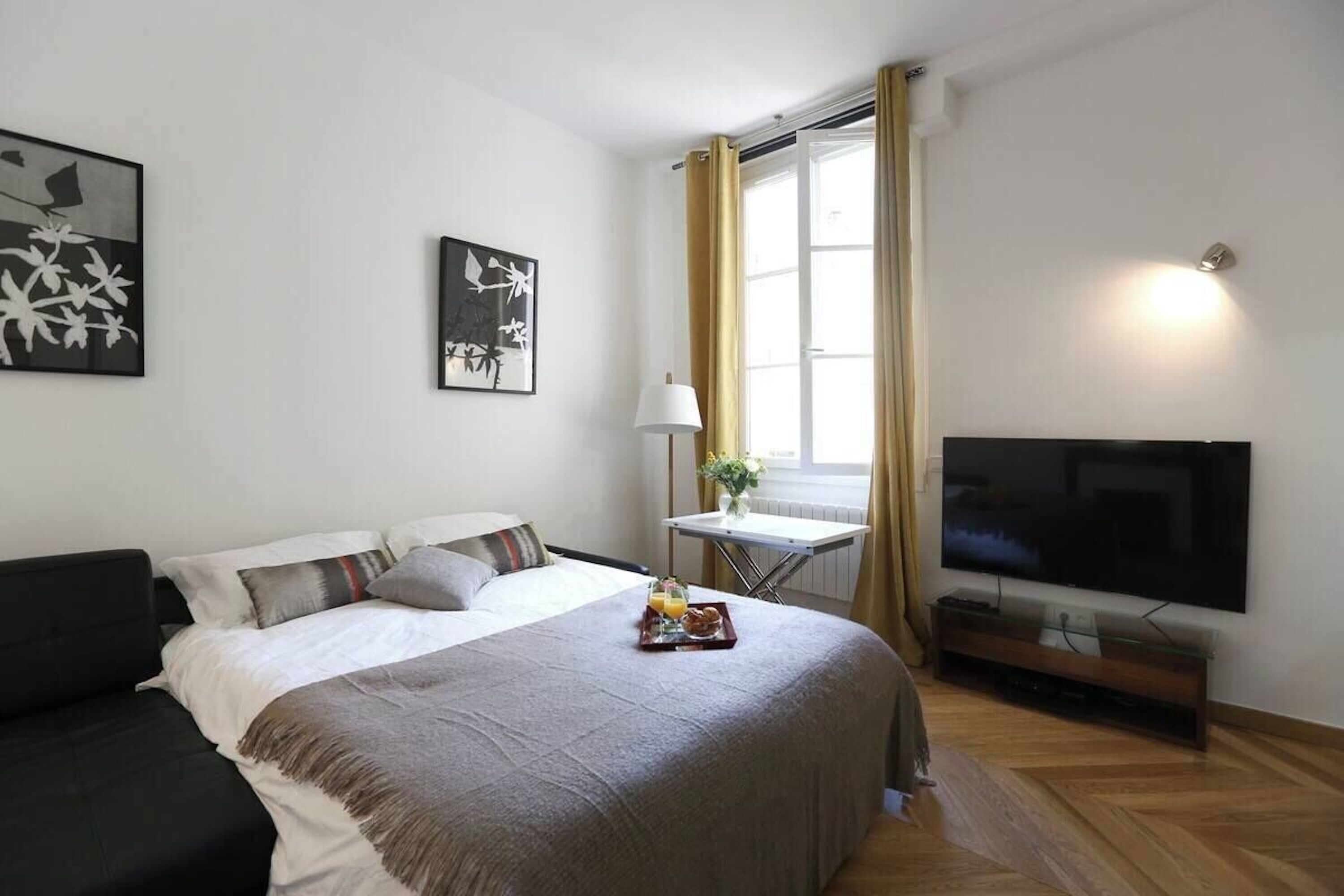 Appartement Deluxe, vue cour intérieure | Wi-Fi gratuit