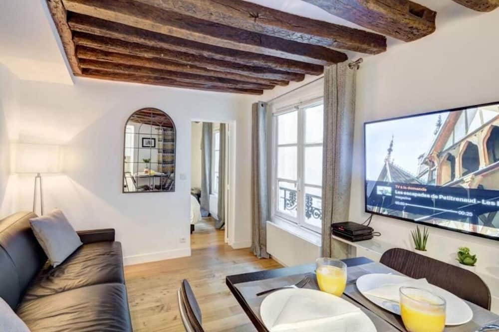 Le Marais Gem