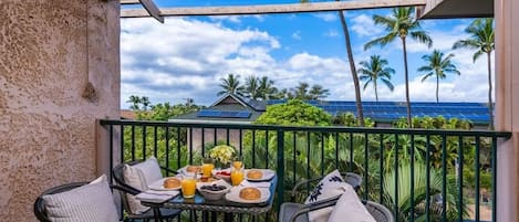 Apartamento Confort, balcón, vistas al mar | Balcón