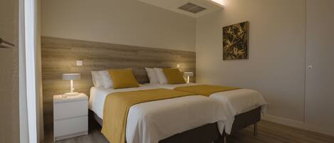 2 Schlafzimmer, Bügeleisen/Bügelbrett, kostenloses WLAN, Bettwäsche