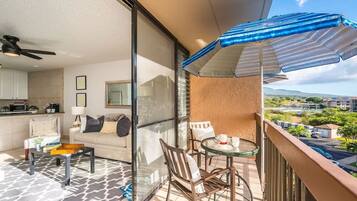 Elite Apartment, Balcony, Ocean View | Balcony