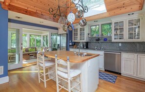 Mikrobølgeovn, ovn, kogeplade, opvaskemaskine